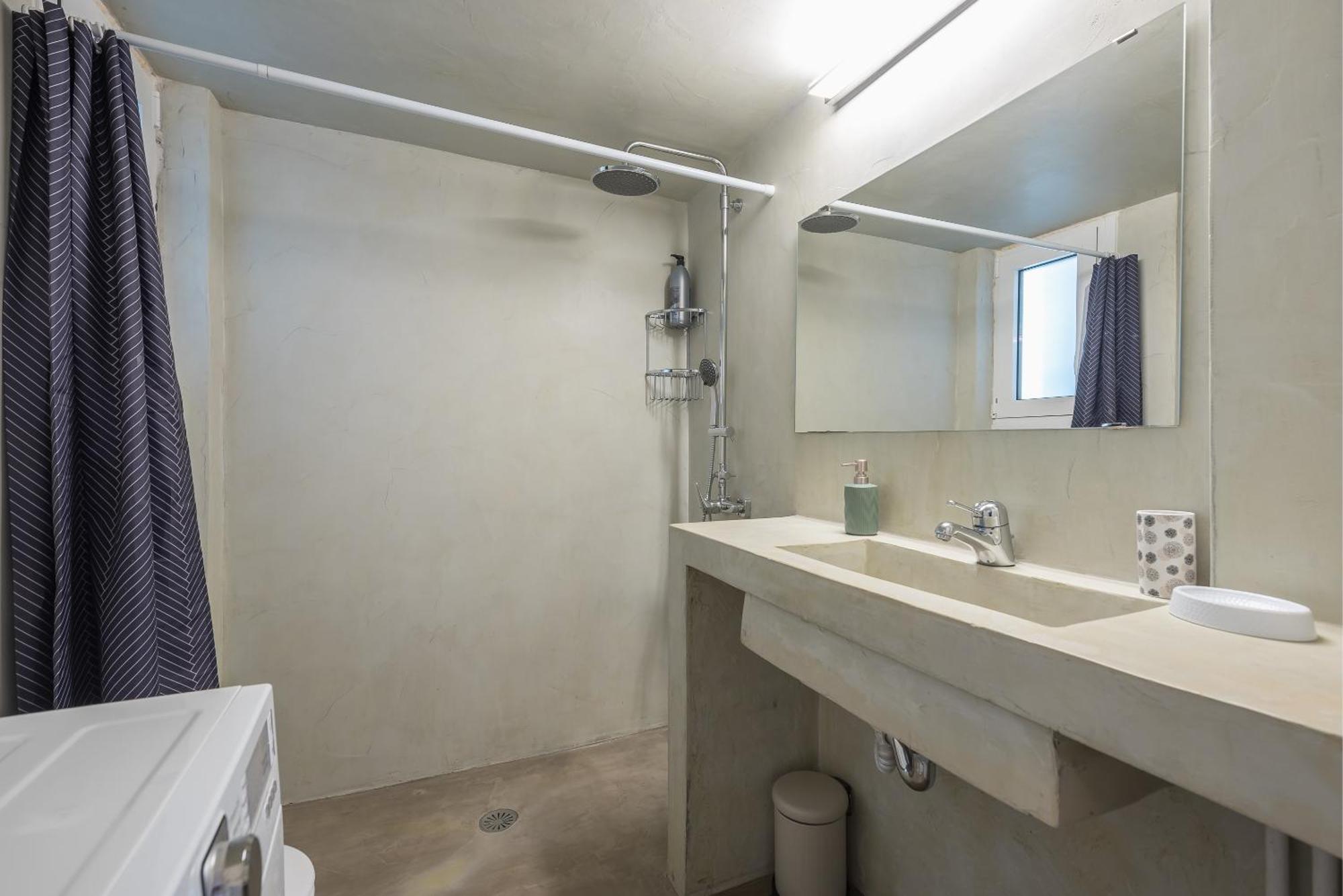 Stylish 2 Bd Urban Retreat Near Panormou Metro Apartment Athens Exterior photo