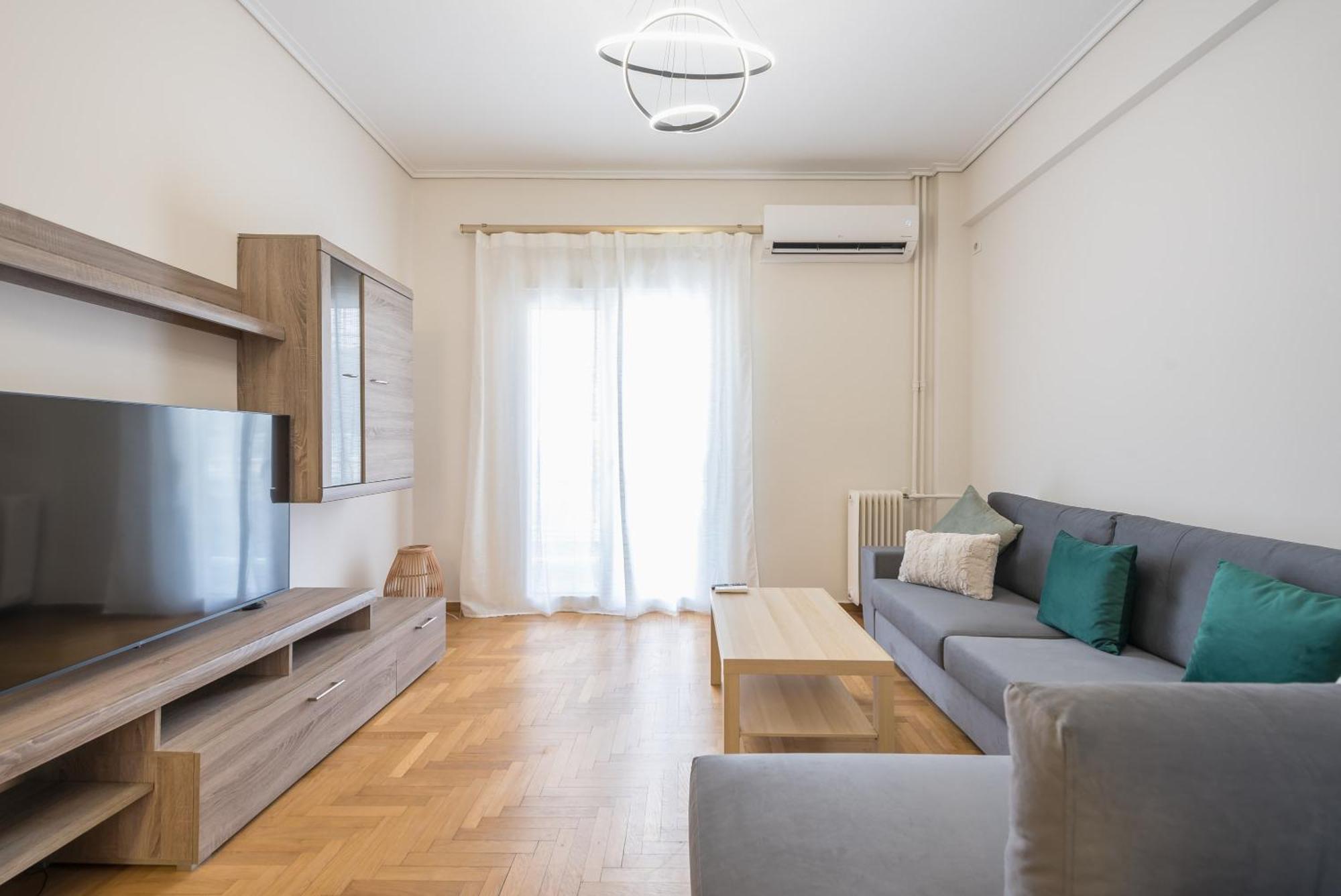 Stylish 2 Bd Urban Retreat Near Panormou Metro Apartment Athens Exterior photo